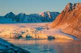 Der Kongsbreen bei Ny Alesund, einer der vielen Gletscher auf Spitzbergen