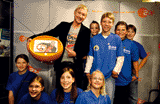 Andreas Korn mit Schülern der Europaschule Bornheim