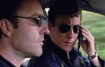 Die beiden Undercover-Cops Liam (Nick Berry) und Garth (Stephen Tompkinson) in »In Deep – Unter Wölfen«